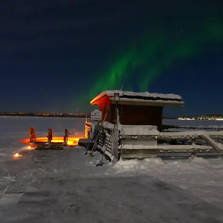 Aurorahut At Sauna Retreat Campsite Rovaniemi